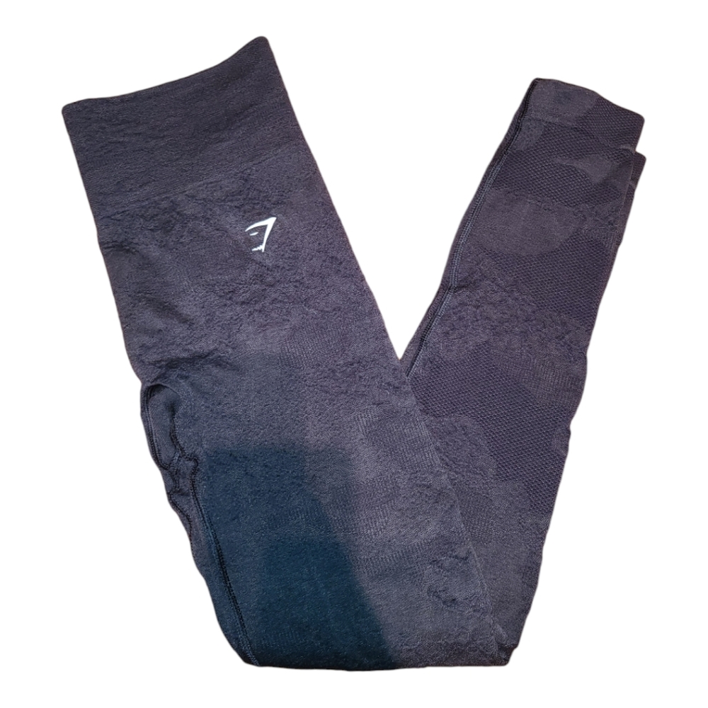 Gym shark leggings